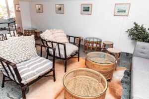 Glastisch reinigen streifenfrei in 3 Schritten