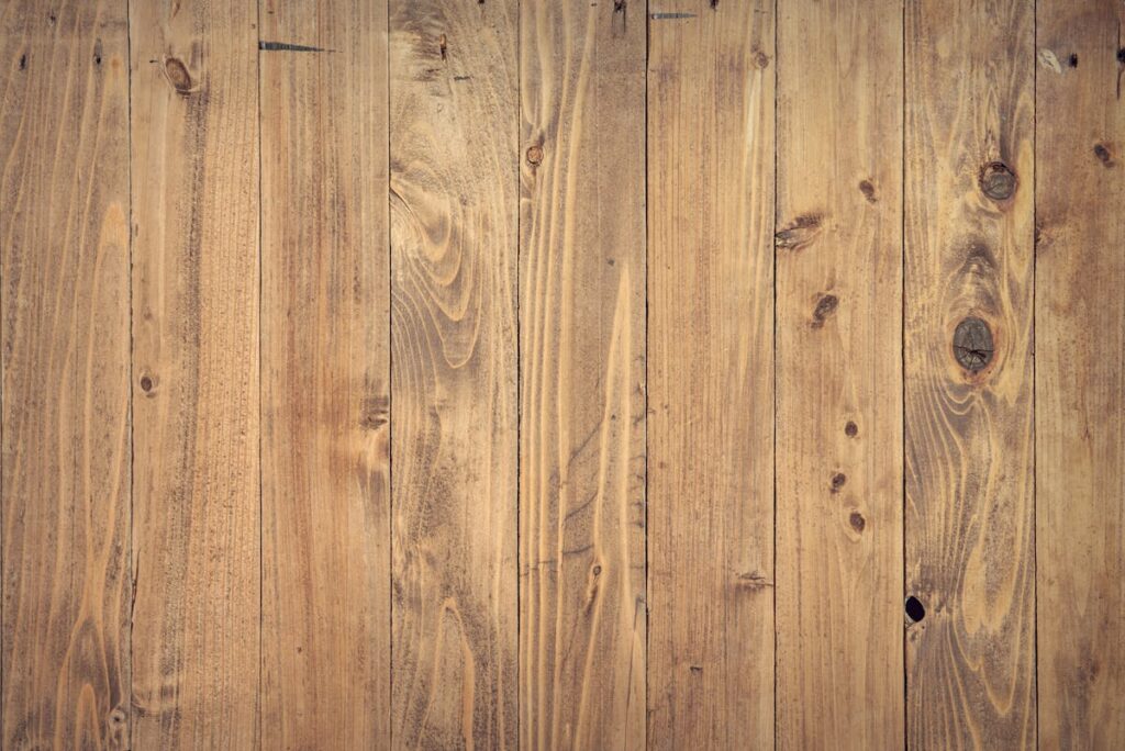 Holzterrasse reinigen | sanft und nachhaltig