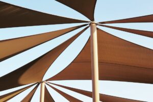 Markise sauber machen · schonend und effektiv