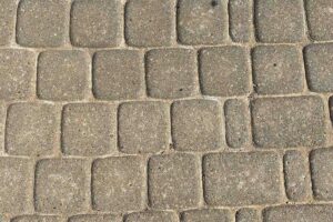 Betonpflaster mit Hochdruckreiniger reinigen Vorsicht und Tipps