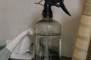 Putzmittel nachfüllen · Müll sparen im Alltag