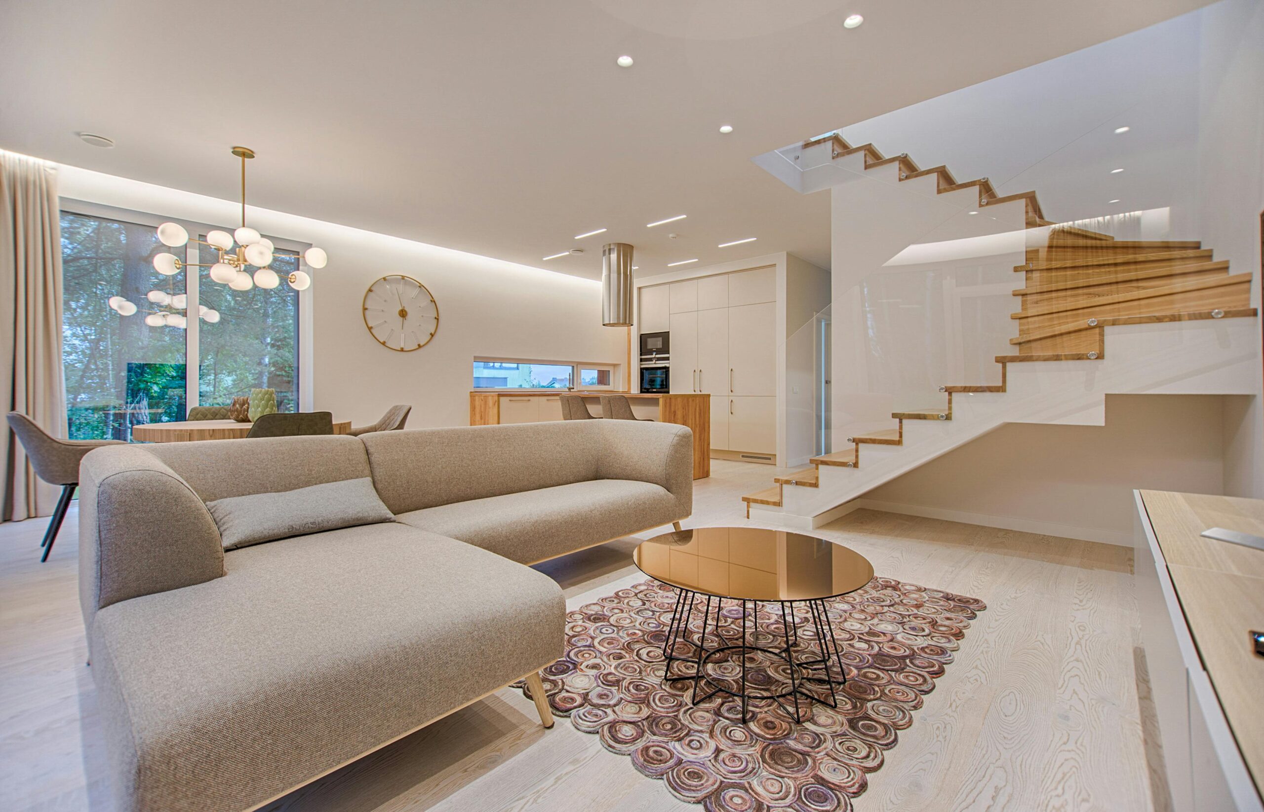 Fugen im Wohnzimmer reinigen · mit Hausmitteln
