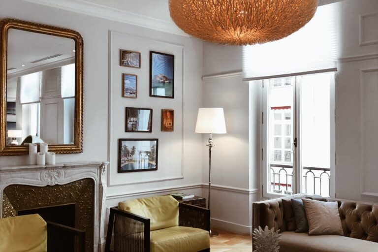 Stehlampenfuß entstauben ► elegant & sauber