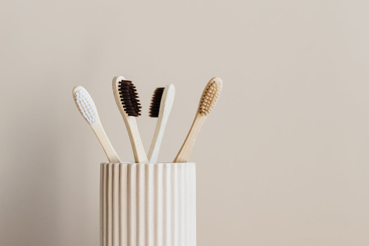 Zahnbürste reinigen · sinnvoll oder unnötig?