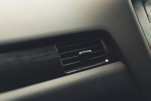 Autolüftung desinfizieren | frische Luft im Innenraum