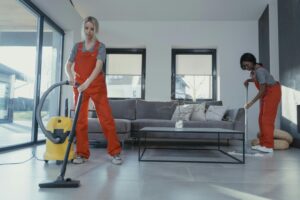 Kleiderschrank riecht muffig nach dem Kauf